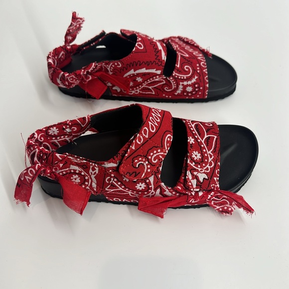 ARIZONA LOVE BANDANA PRINT SANDALS - Picture 4 of 12